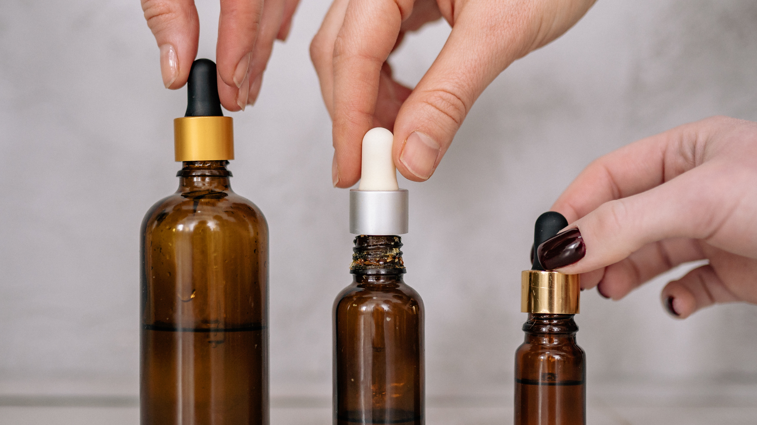 Bakuchiol vs Retinol: The Gentle Alternative Your Skin Might Actually Prefer