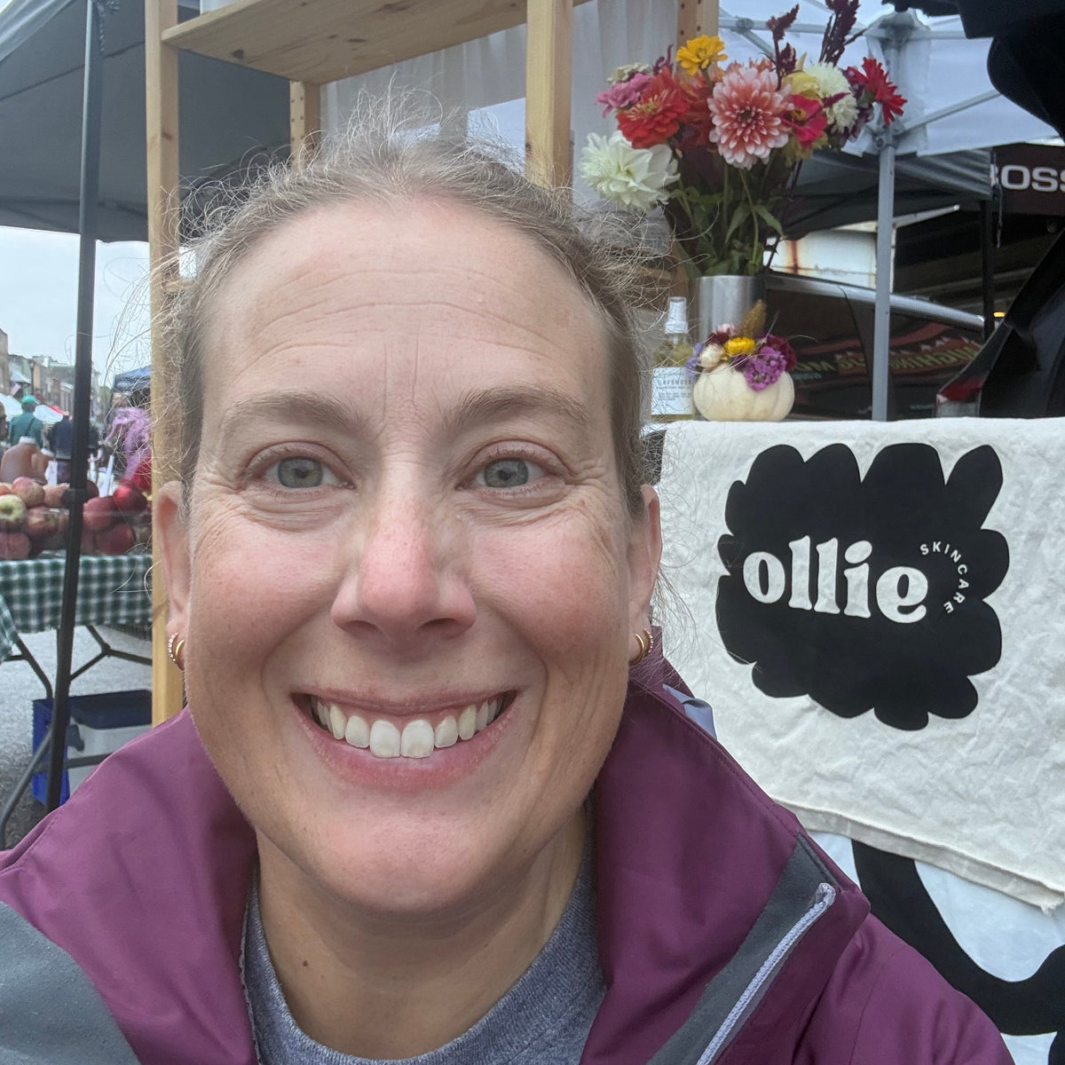 Ollie Skincare store sign