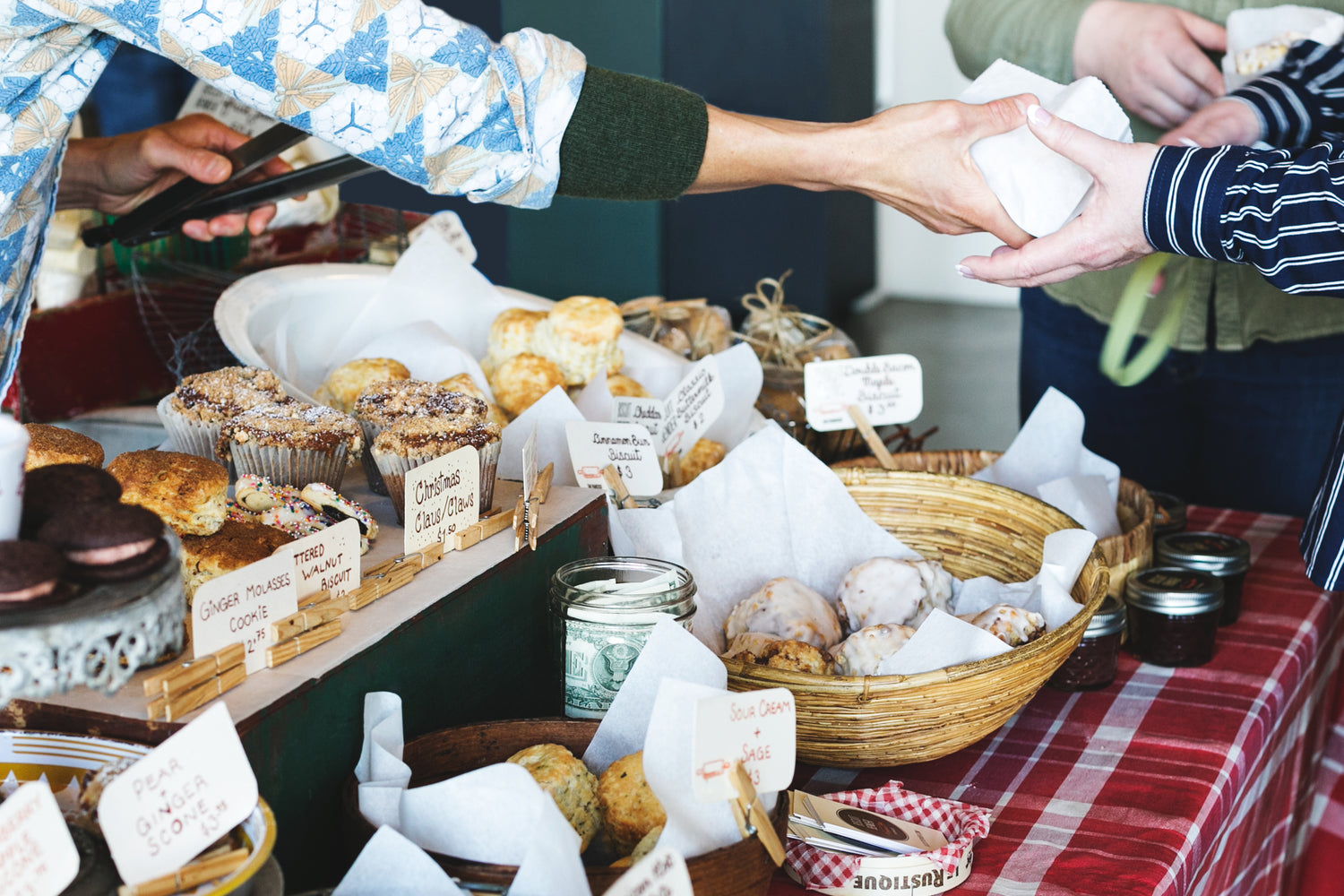 farmers-market-bakery